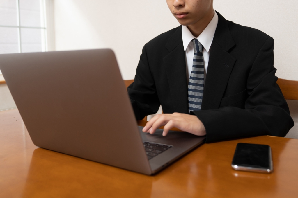 不動産投資オーナー男性